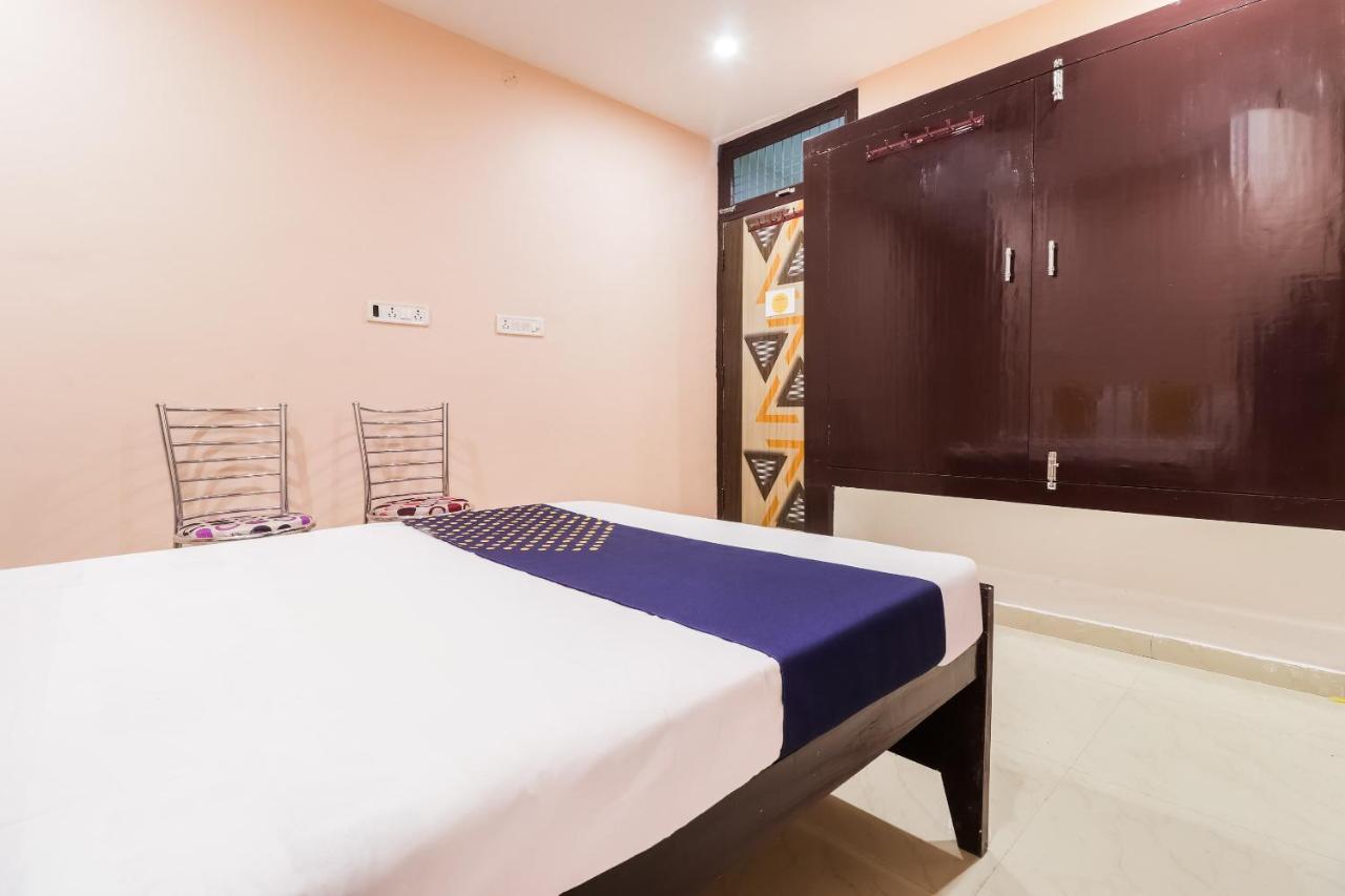 Spot On 63000 Hotel S.S. Plaza Banthra Sikandarpur Exteriér fotografie