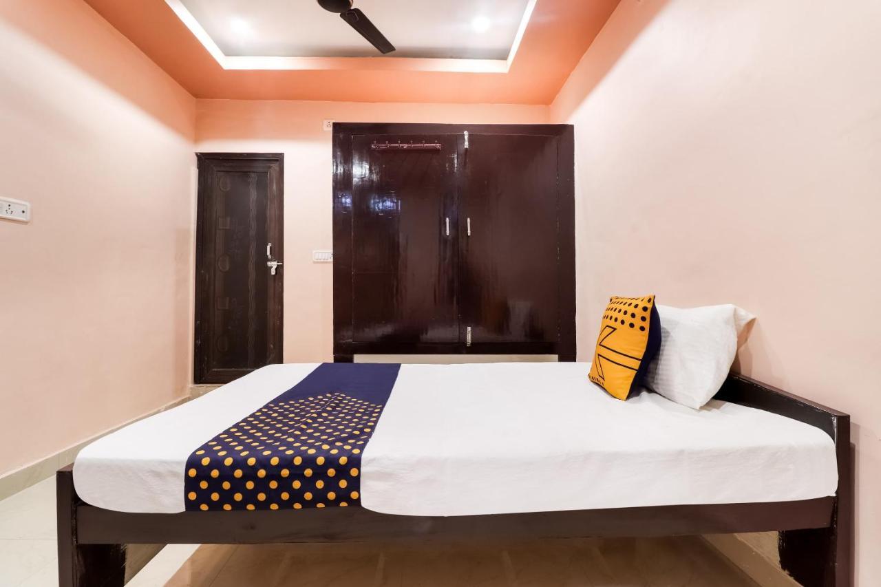 Spot On 63000 Hotel S.S. Plaza Banthra Sikandarpur Exteriér fotografie