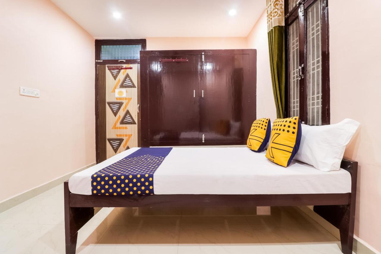 Spot On 63000 Hotel S.S. Plaza Banthra Sikandarpur Exteriér fotografie
