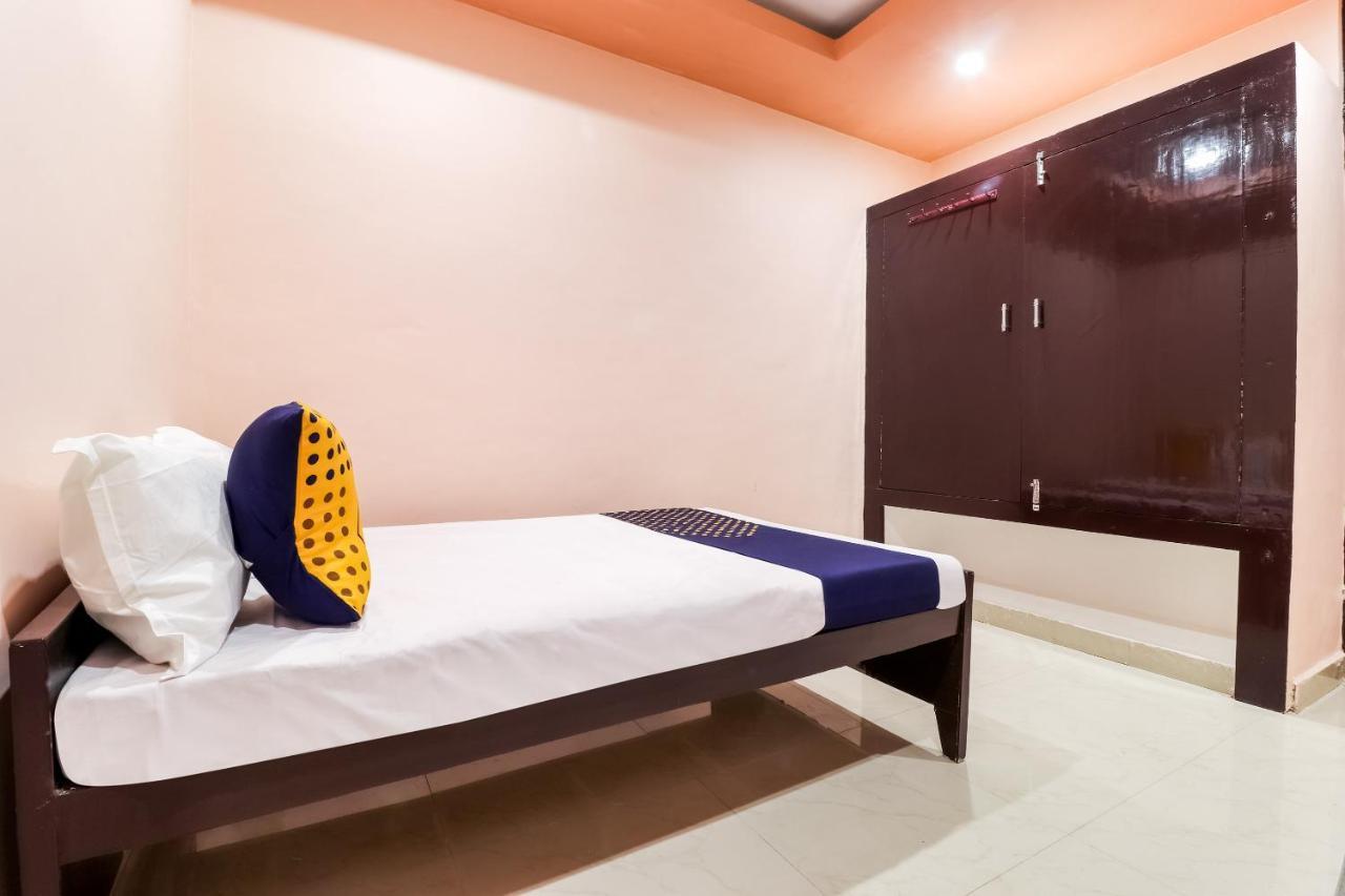 Spot On 63000 Hotel S.S. Plaza Banthra Sikandarpur Exteriér fotografie